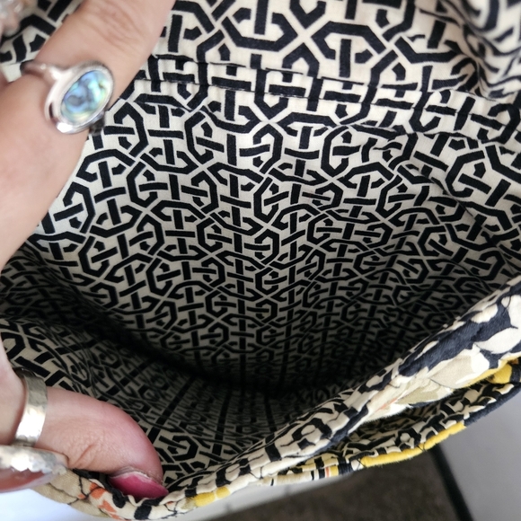 Vera Bradley Dogwood Mailbag 100% Cotton Yellow Floral Patterned Shoulder Bag - Picture 7 of 10